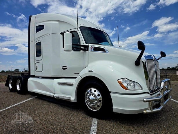 2021 KENWORTH T680
