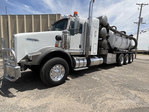 2010 KENWORTH T800