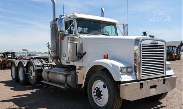 2006 FREIGHTLINER FLD132 CLASSIC XL