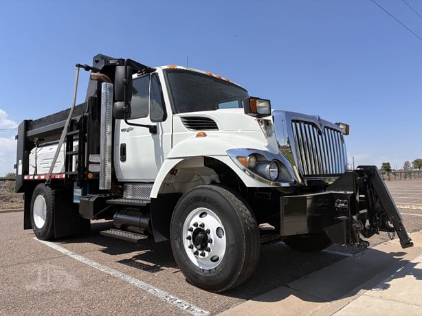 2014 INTERNATIONAL DURASTAR 4400