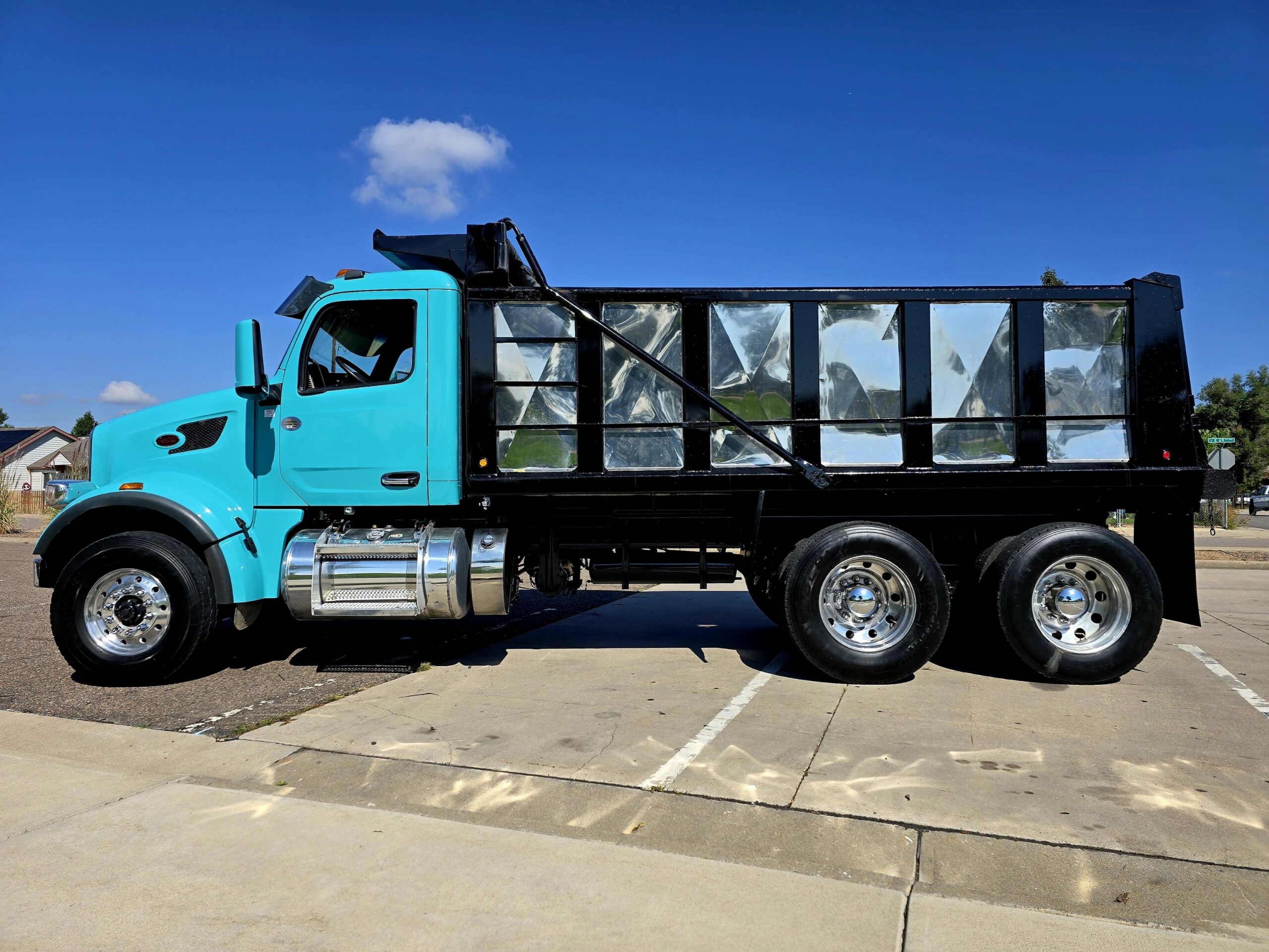 2022 PETERBILT 567 CO10693 - Image 6