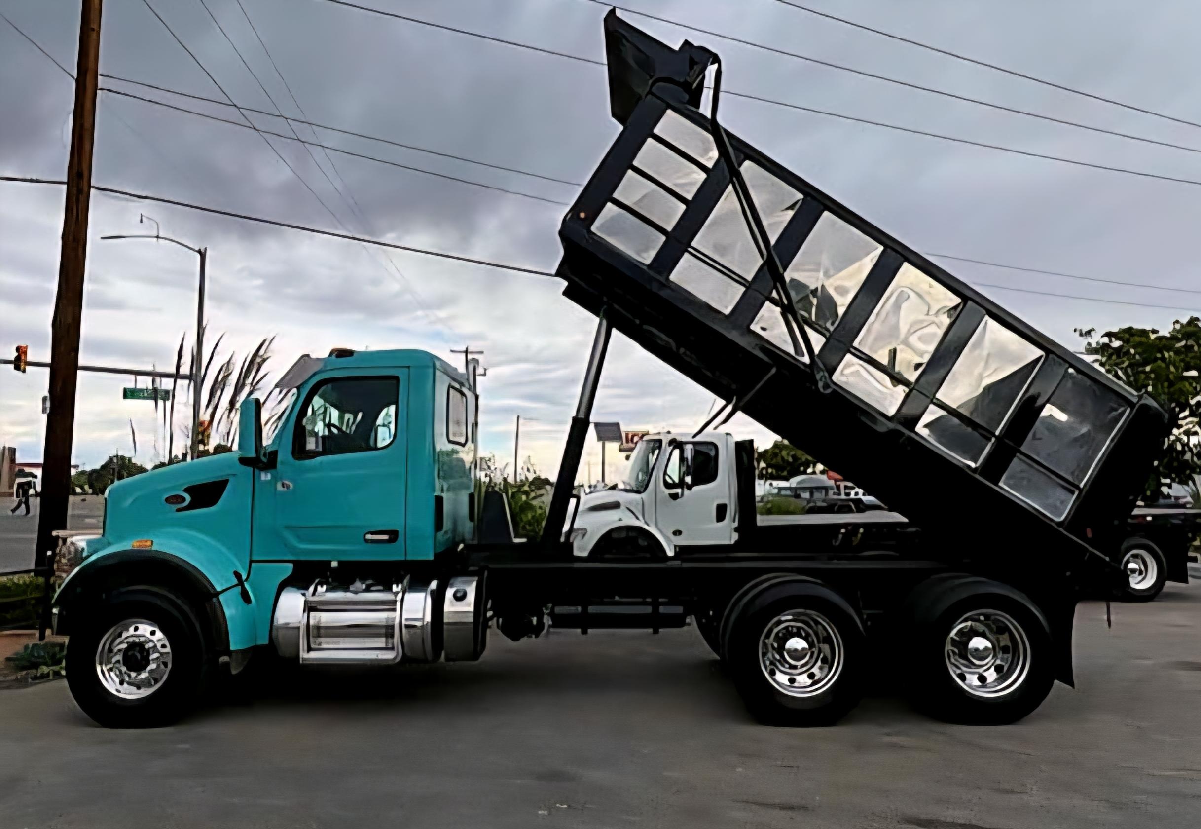 2022 PETERBILT 567 CO10693 - Image 17