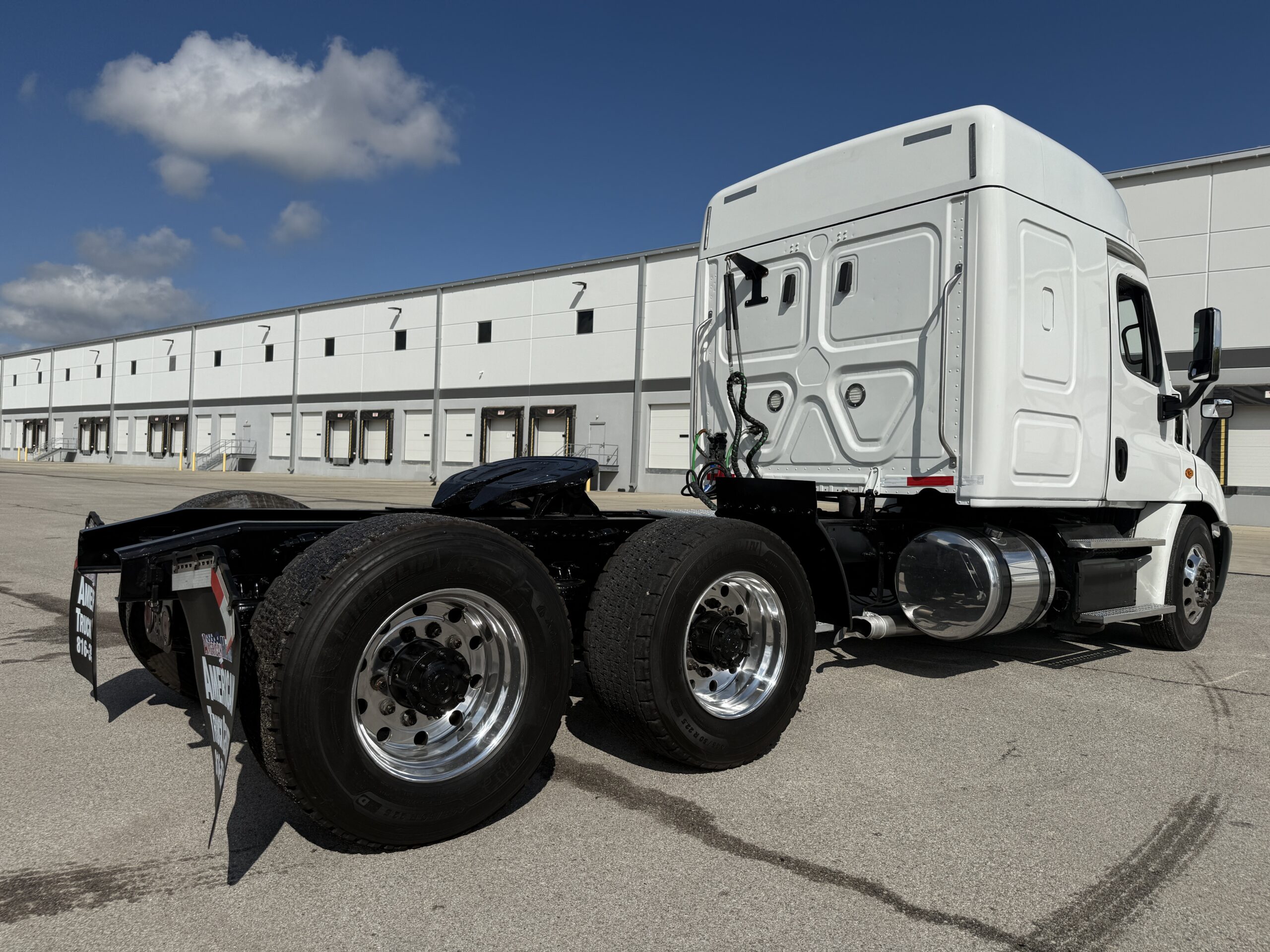 2019 FREIGHTLINER CASCADIA 113 CO10644 - Image 8
