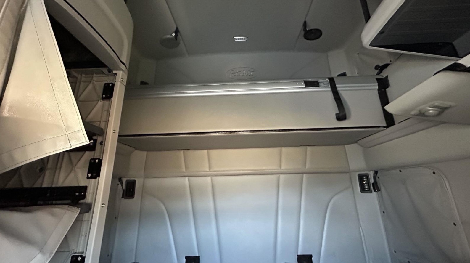 2023 PETERBILT 579 MO11161 - Image 7