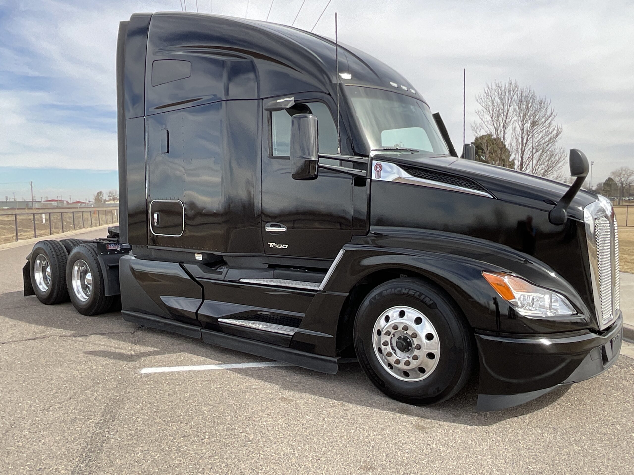 2023 KENWORTH T680 CO11188