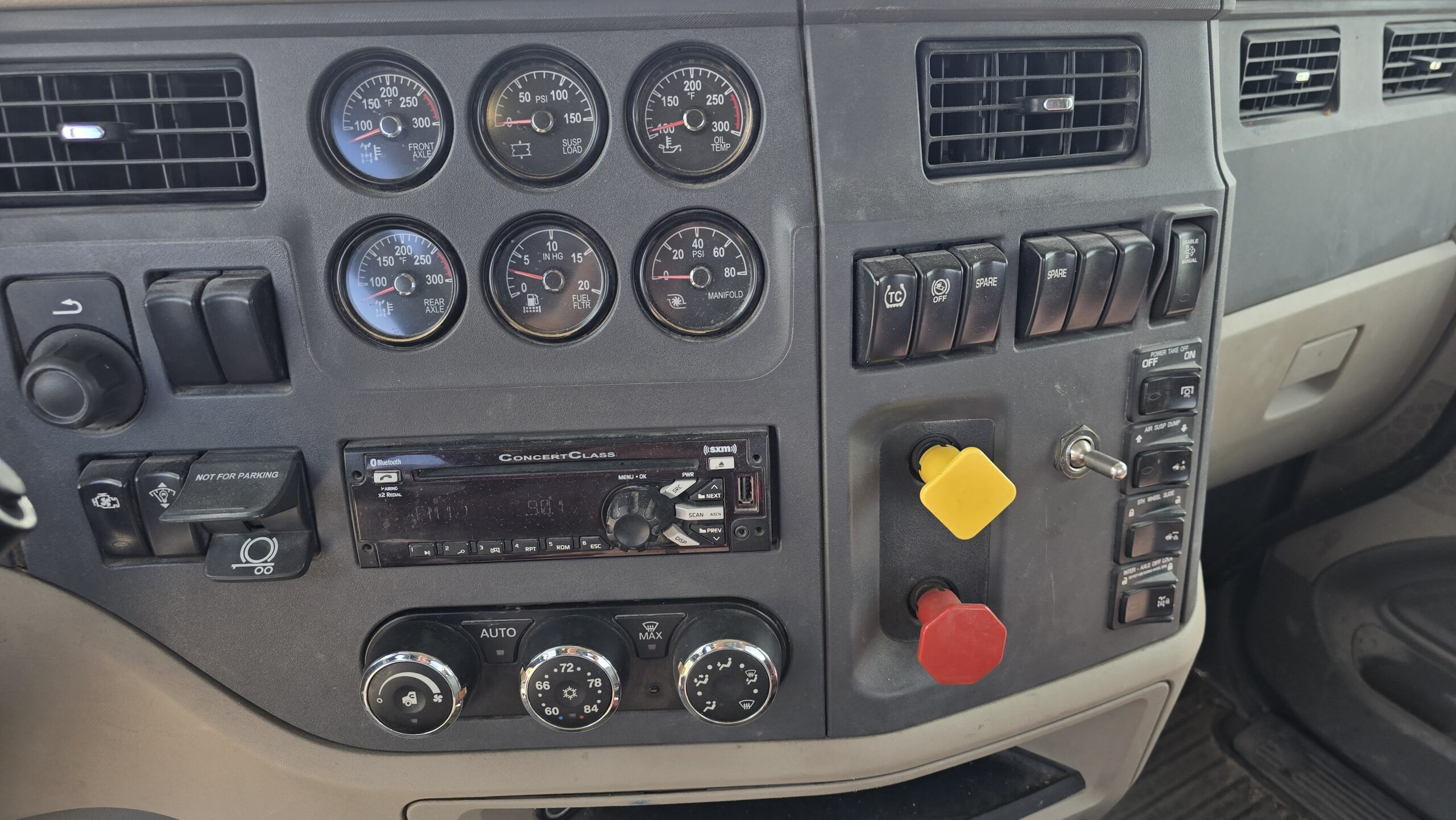 2018 PETERBILT 579 CO11270 - Image 14
