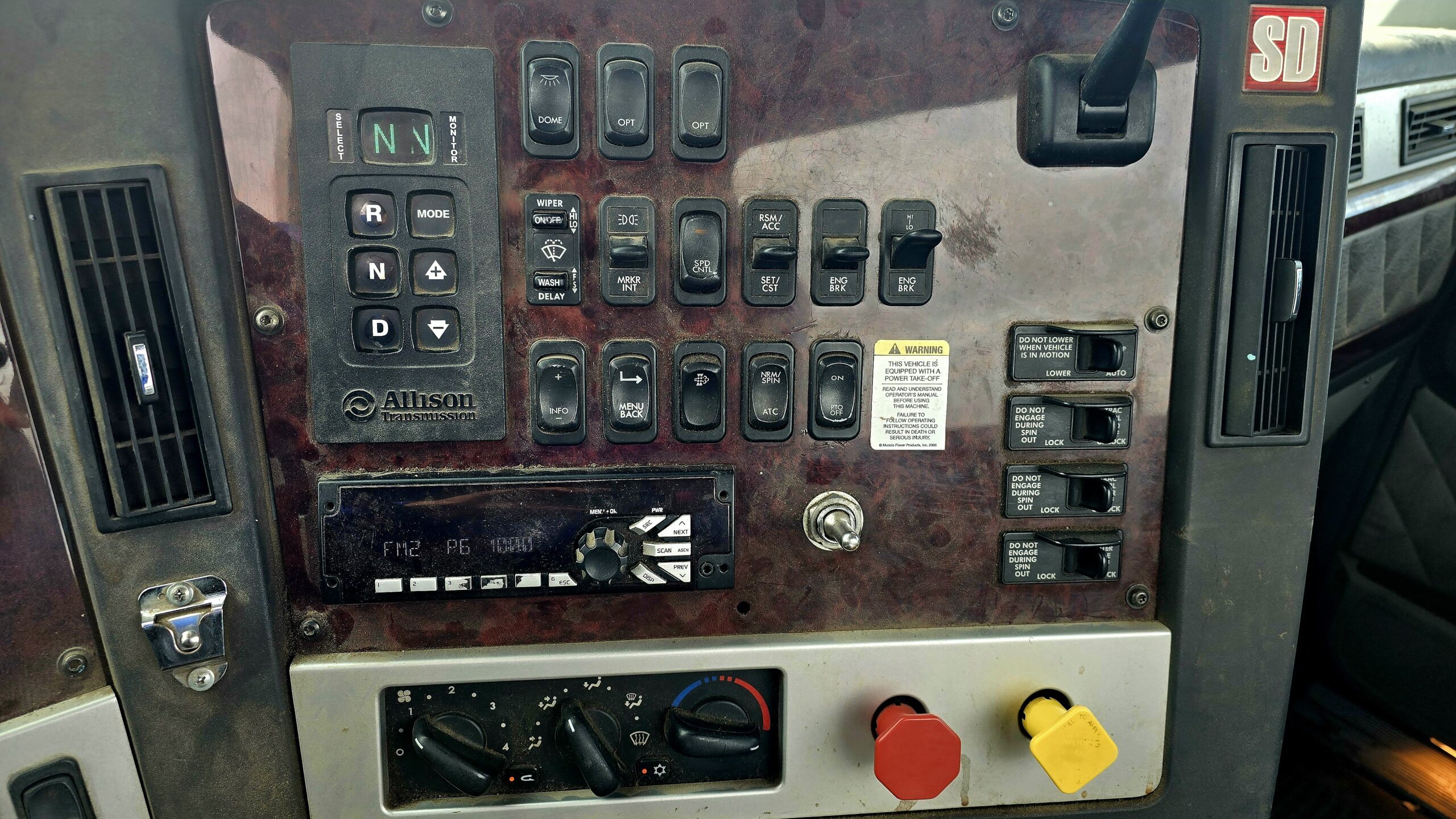 2019 FREIGHTLINER 122SD WS11265 - Image 19