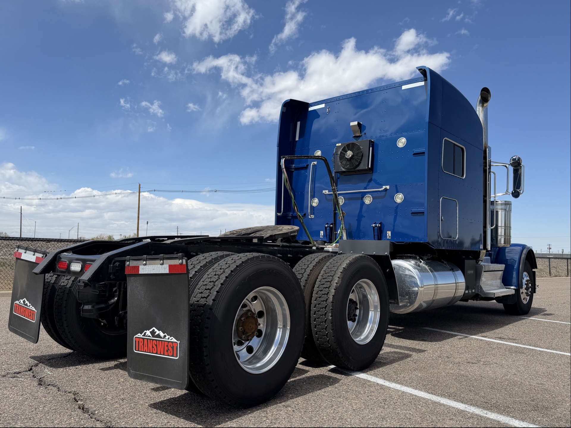 2022 PETERBILT 389 CO11275 - Image 5