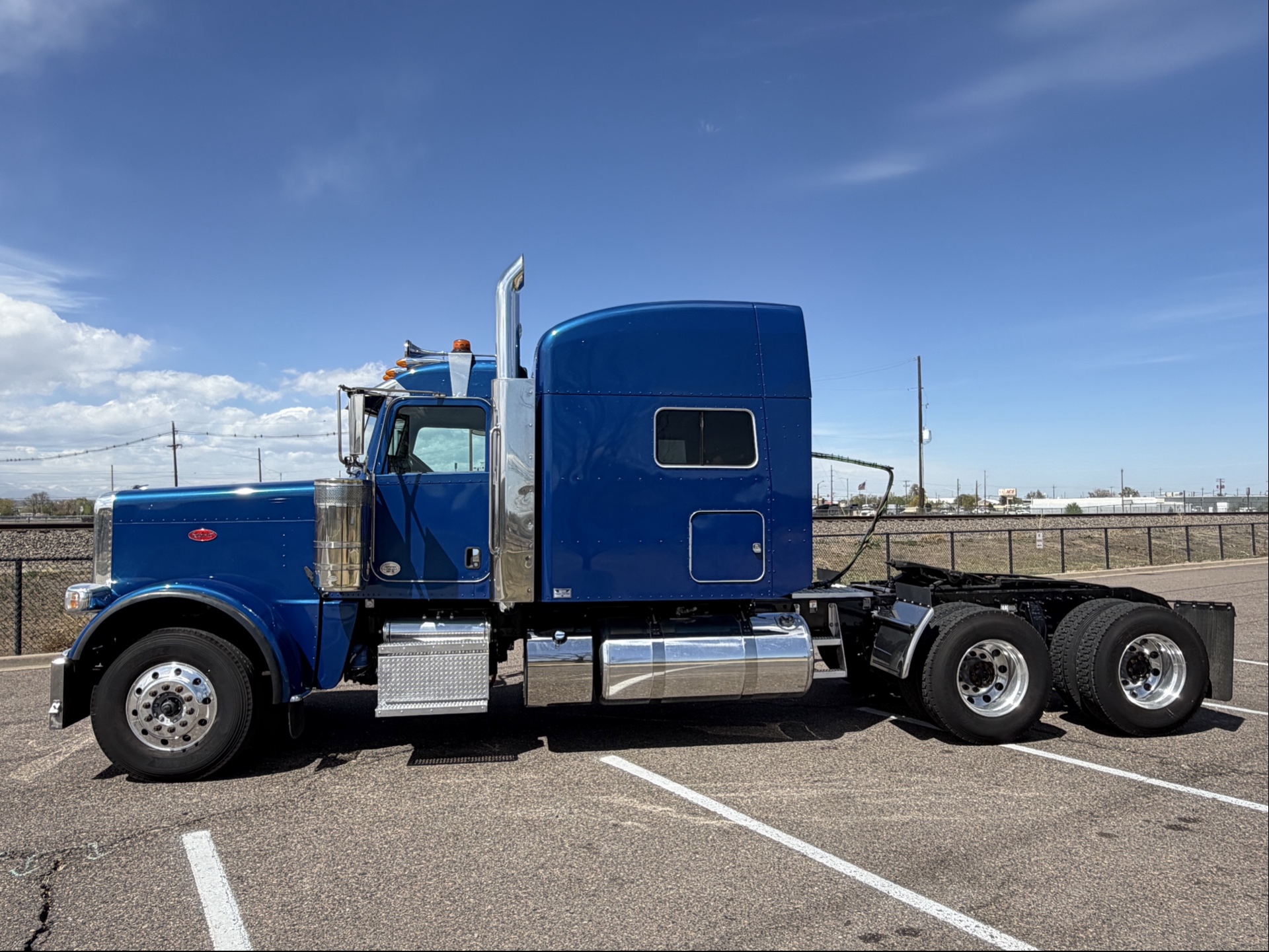 2022 PETERBILT 389 CO11275 - Image 7