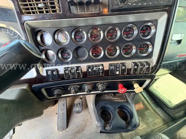 2010 KENWORTH T800 942851 - Image 7