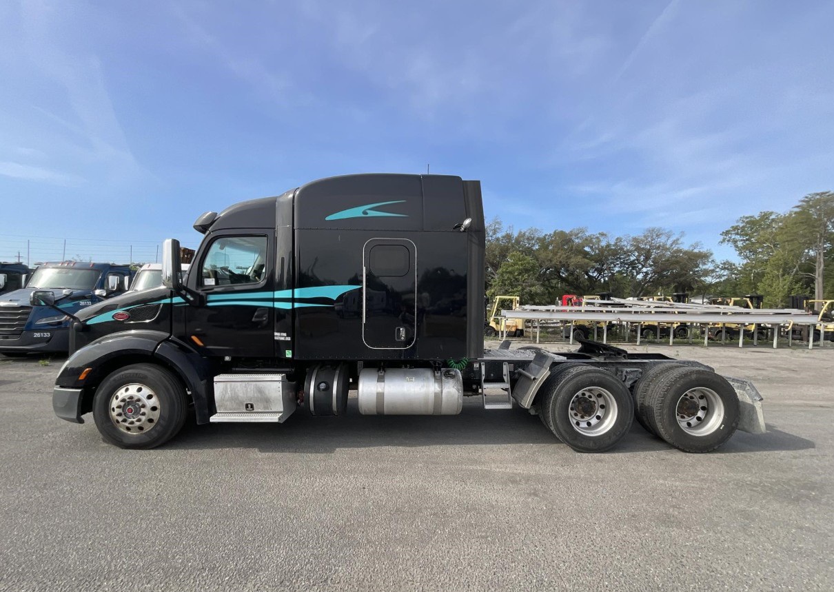 2020 PETERBILT 579 CO11413 - Image 6