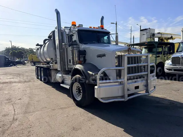 2010 KENWORTH T800 942851