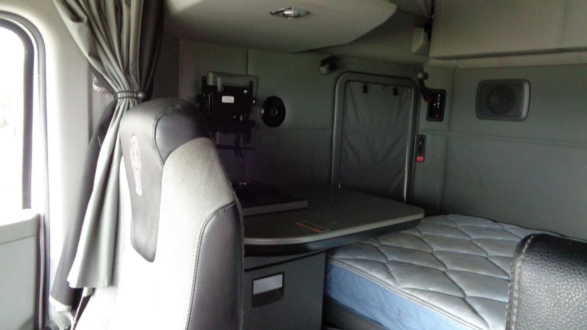 2021 KENWORTH T680 CO11447 - Image 13