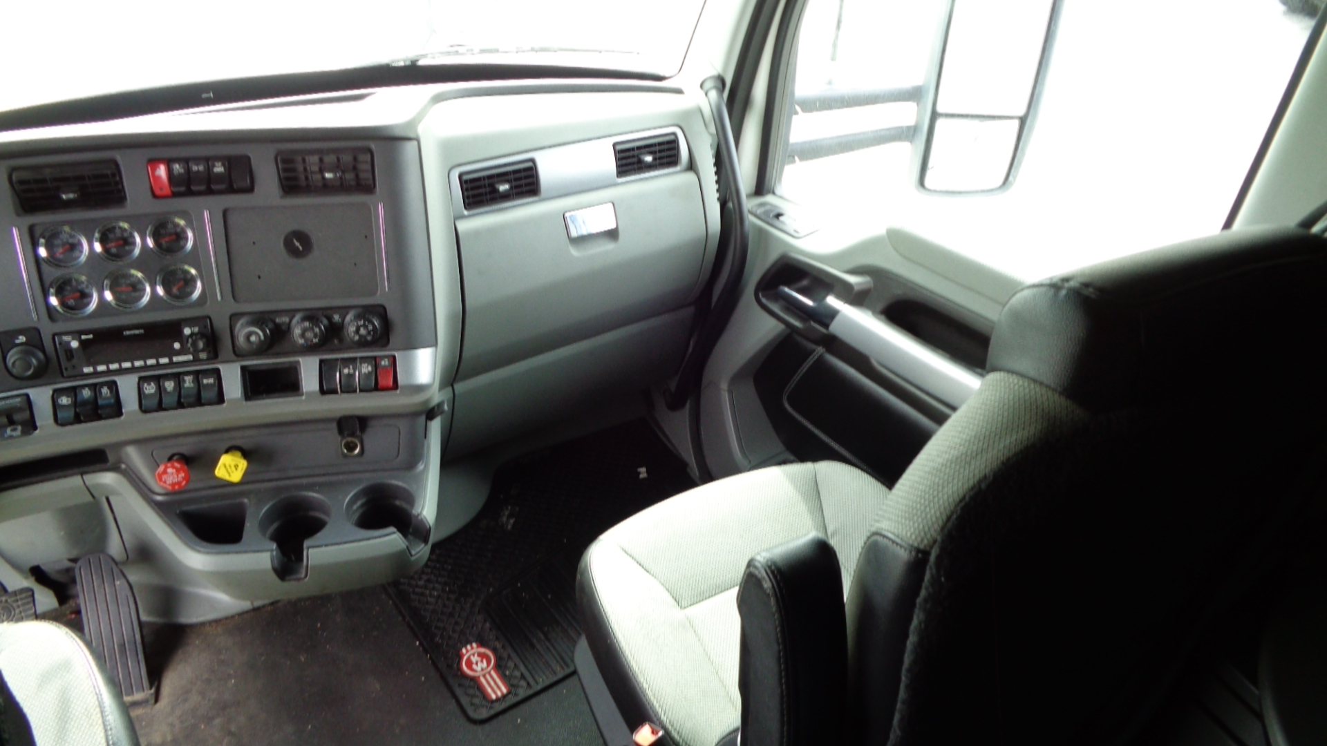 2021 KENWORTH T680 CO11447 - Image 18