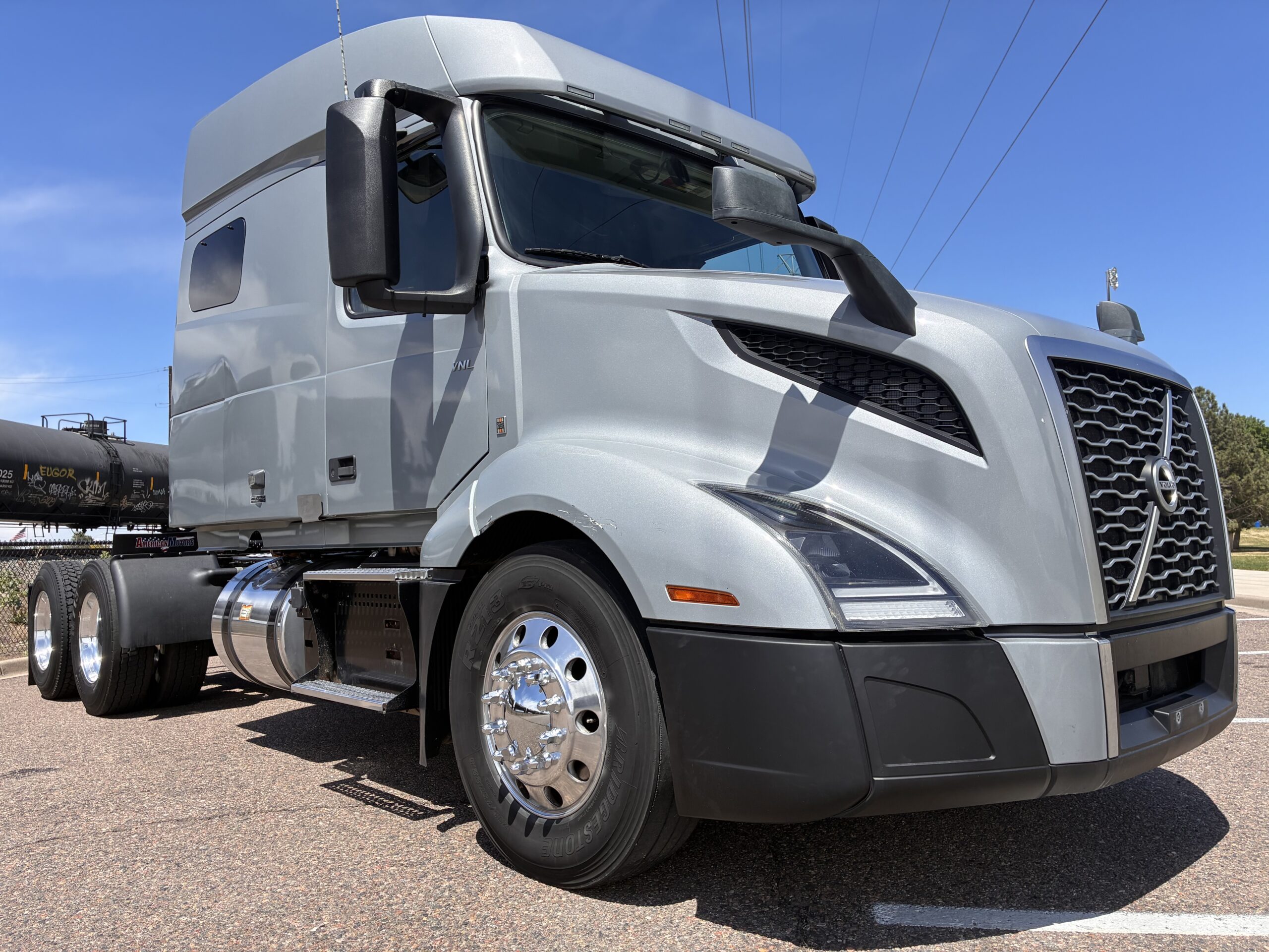 2022 VOLVO VNL64T740 WS11181