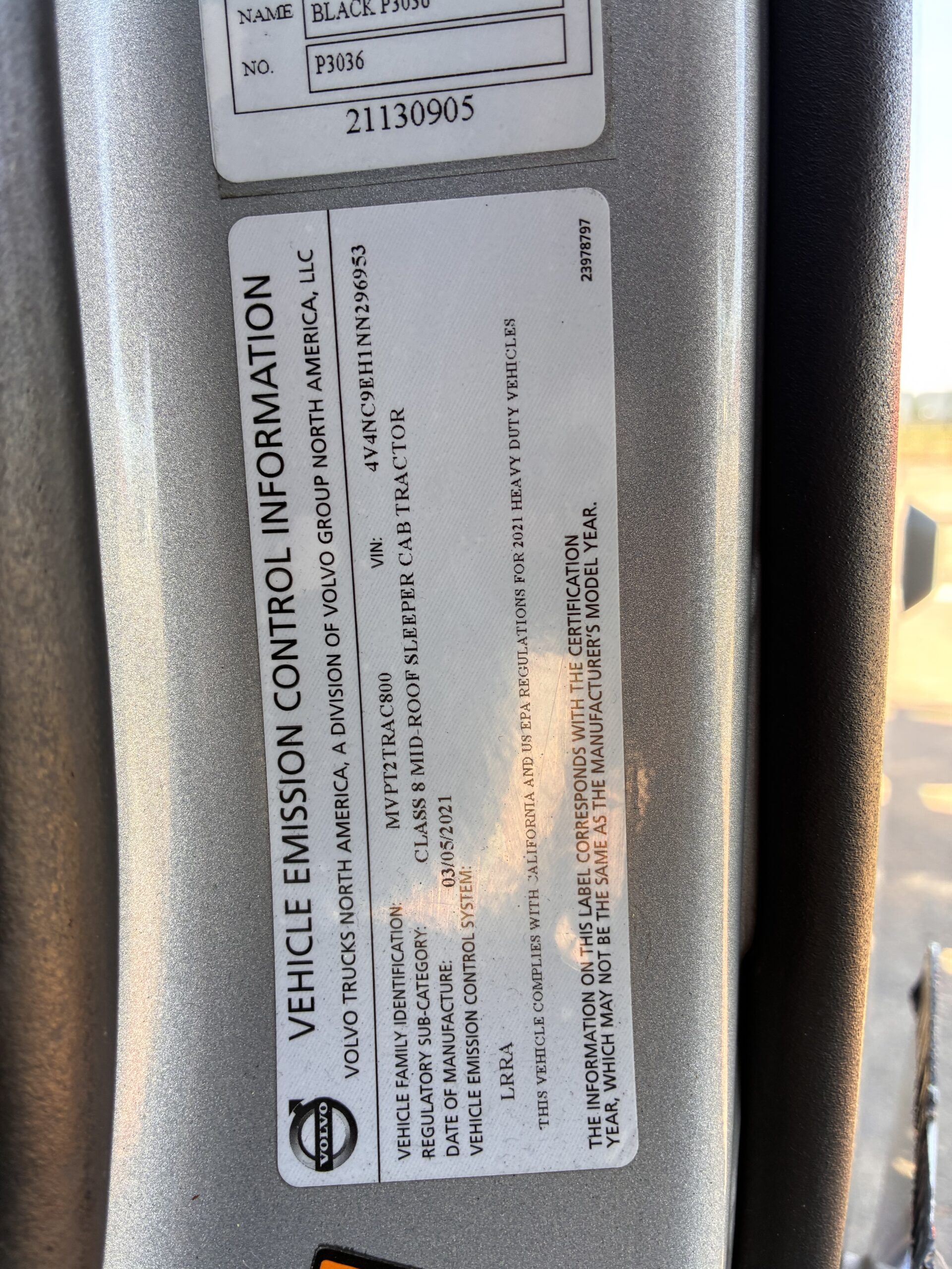 2022 VOLVO VNL64T740 WS11181 - Image 19