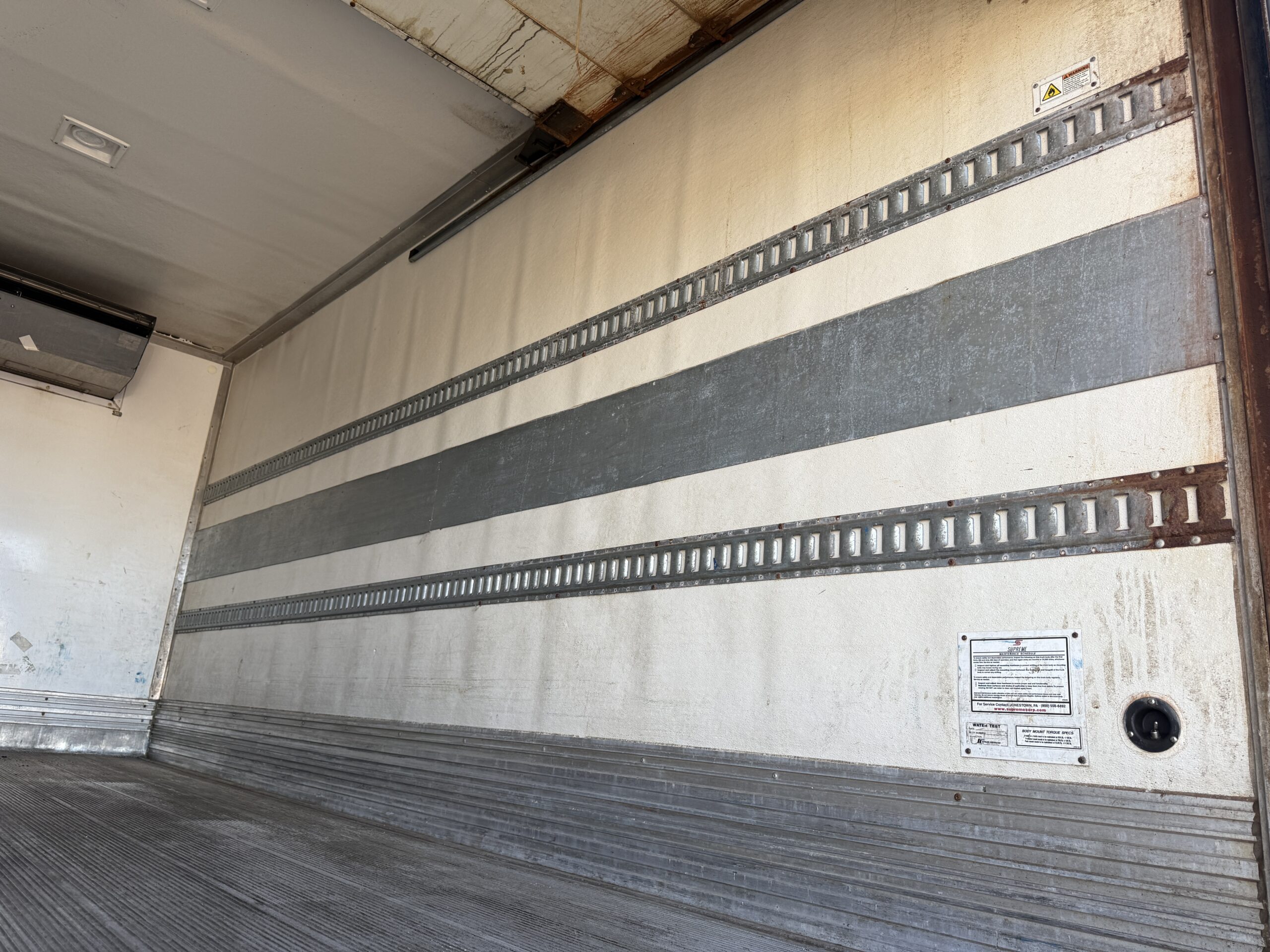2021 HINO L6 OK10577 - Image 22