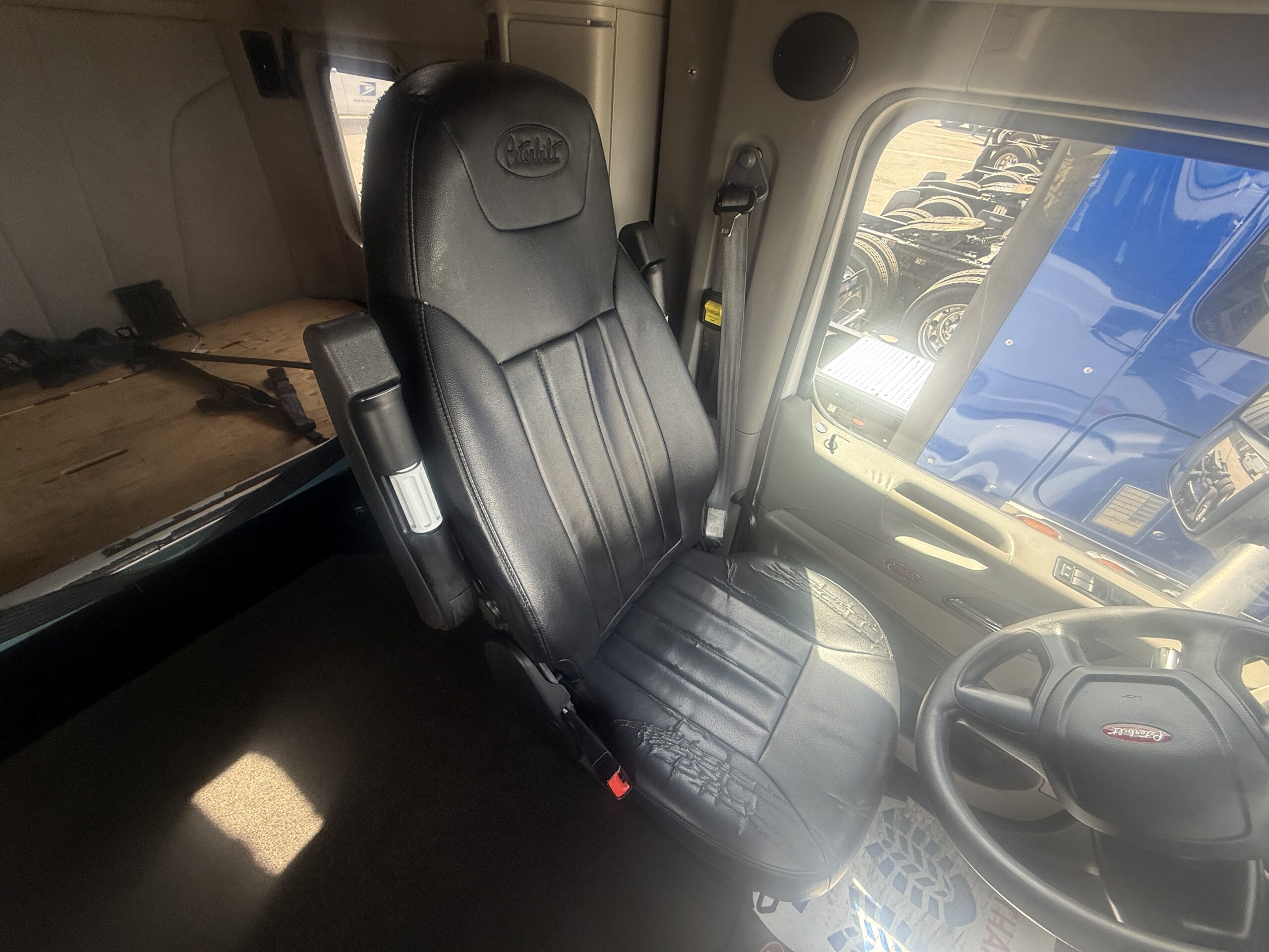 2022 PETERBILT 579 CO11173 - Image 19