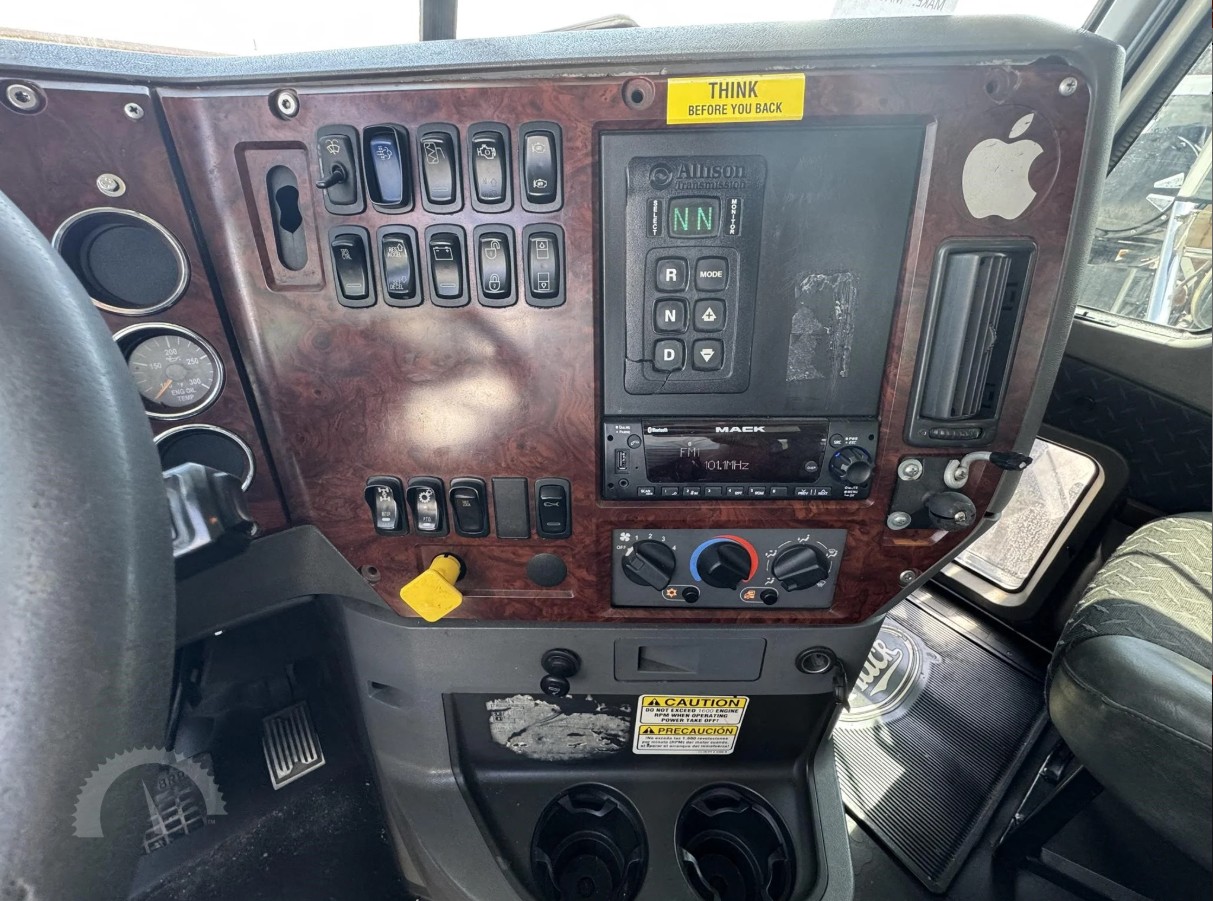 2015 MACK GRANITE GU813 CO11408 - Image 13