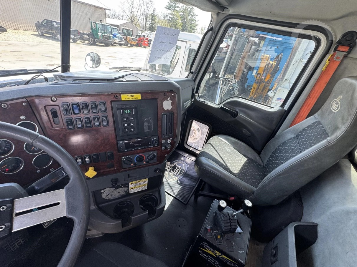 2015 MACK GRANITE GU813 CO11408 - Image 14