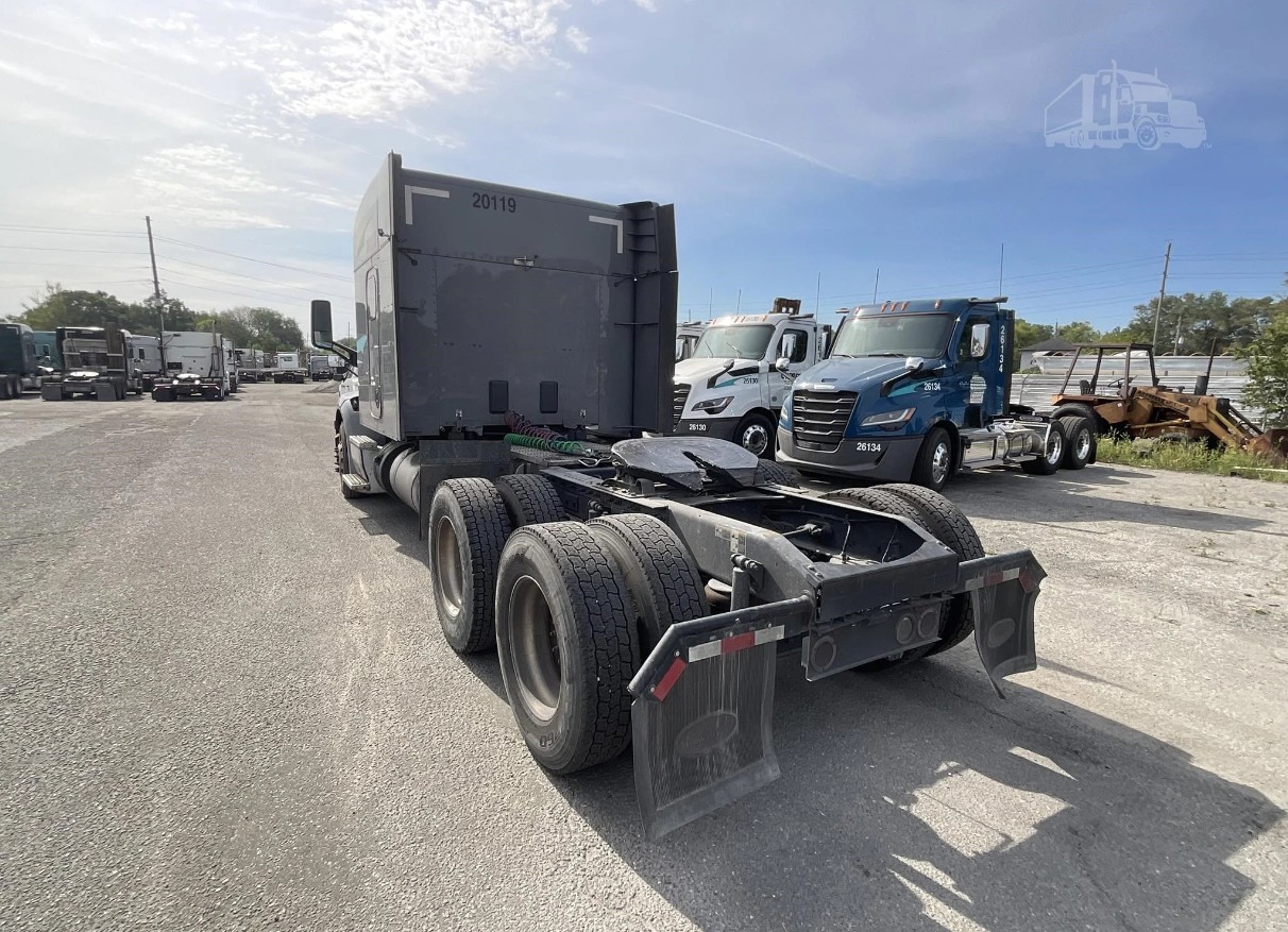 2020 PETERBILT 579 CO11412 - Image 5