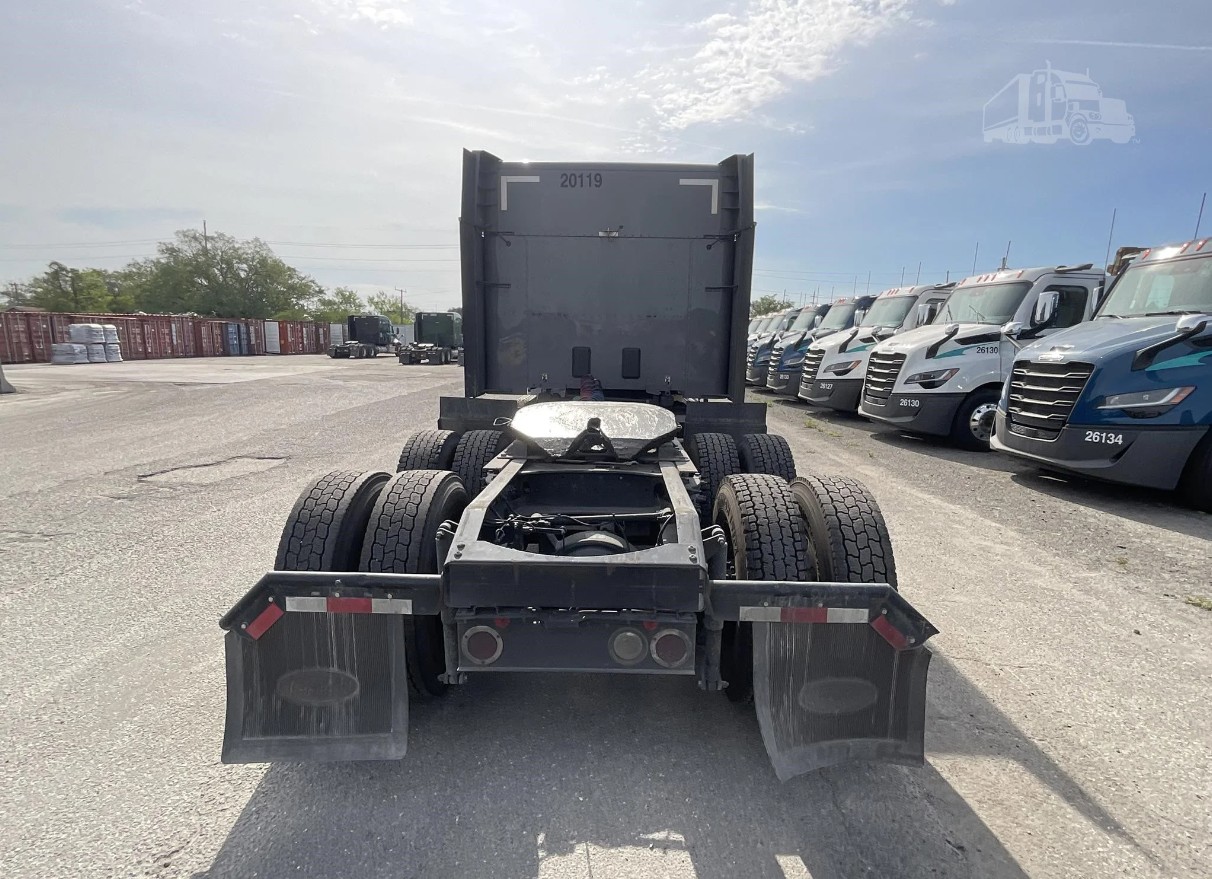 2020 PETERBILT 579 CO11412 - Image 6