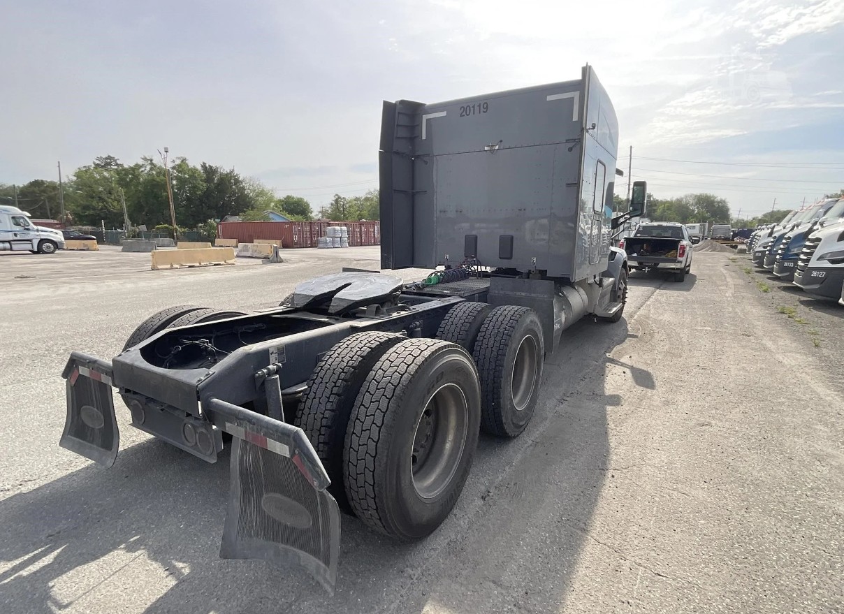 2020 PETERBILT 579 CO11412 - Image 7