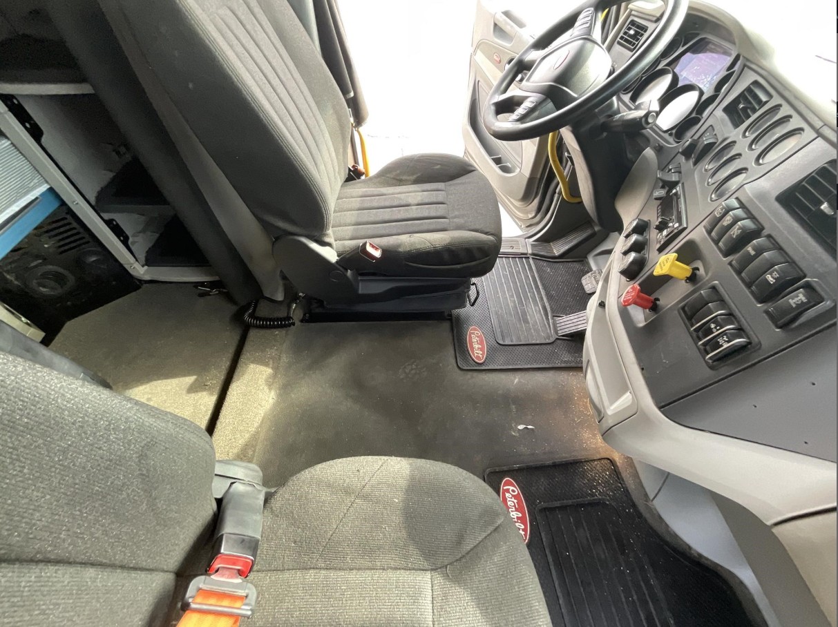 2020 PETERBILT 579 CO11413 - Image 13
