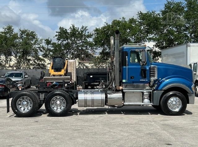 2016 MACK TITAN TD713 M001767 - Image 6